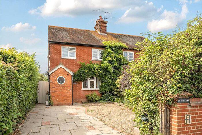 3 Bedroom Semi-Detached House For Sale In Jacobs Well Road, Jacob's Well, Guildford, Surrey, GU4