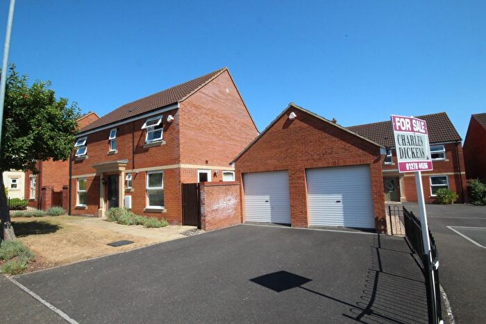 4 Bedroom Detached House For Sale In Oak Apple Drive, Bridgwater, TA6