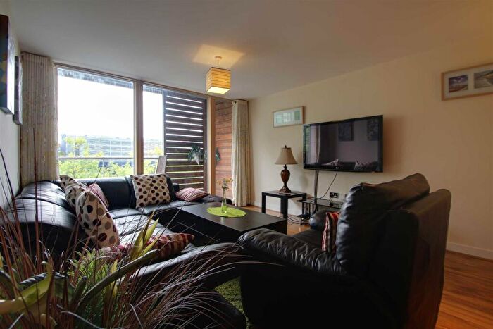 2 Bedroom Apartment To Rent In Amethyst House, Central Milton Keynes, MK9