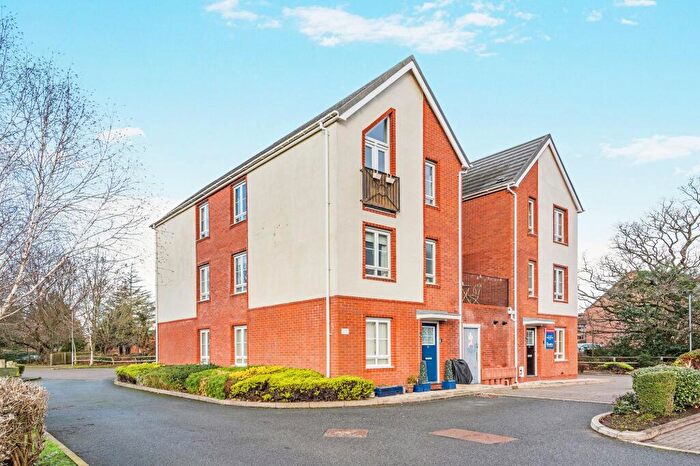 2 Bedroom Flat For Sale In Maes Deri, Ewloe, CH5