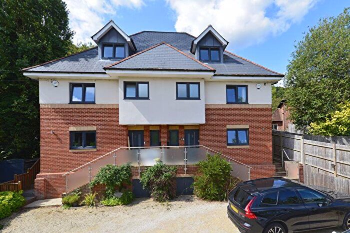 4 Bedroom Semi-Detached House For Sale In Birtley Road, Bramley, GU5