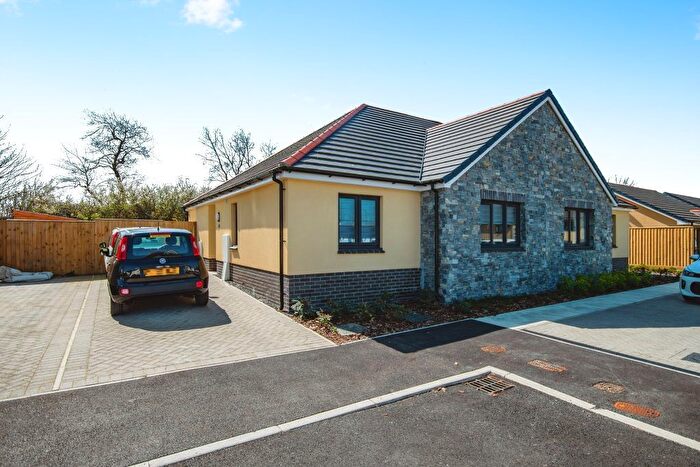 2 Bedroom Bungalow For Sale In Cornfields Walk, Tenby, SA70