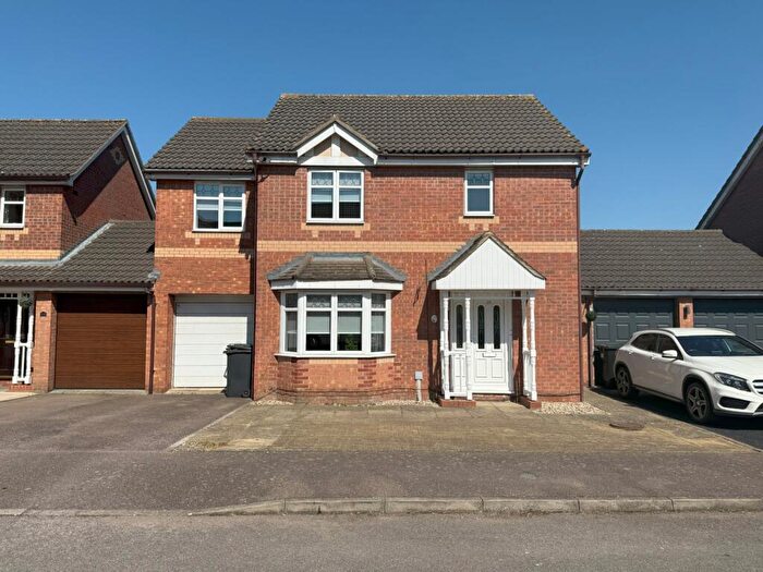 4 Bedroom Detached House For Sale In Fosse Close, Wellingborough, NN8