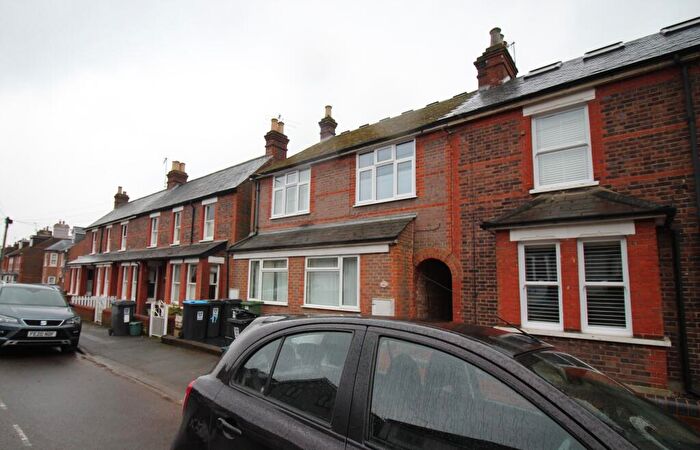 2 Bedroom Maisonette To Rent In Kingsland Road, Hemel Hempstead., HP1