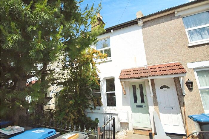 2 Bedroom Terraced House To Rent In Cresswell Road, South Norwood, London, SE25