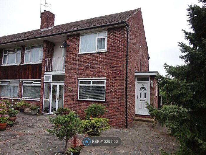 2 Bedroom Flat To Rent In Dorchester Road, Northolt, UB5