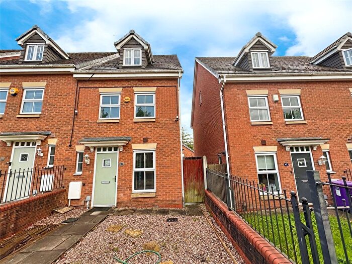 3 Bedroom Semi-Detached House To Rent In Purcell Road, Wolverhampton, West Midlands, WV10