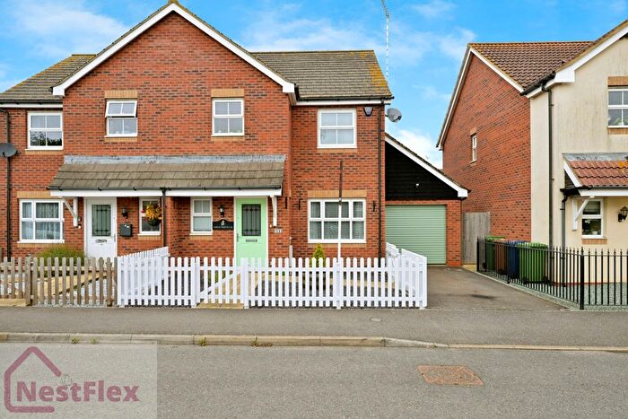 3 Bedroom Semi-Detached House For Sale In Oxfield Drive, Gorefield, PE13