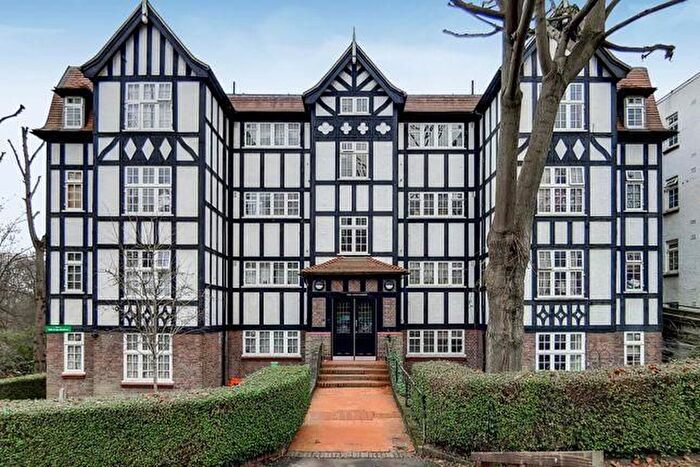 1 Bedroom Flat To Rent In Holly Lodge Mansions, Oakeshott Avenue, Highgate, Hampstead Heath, London, N6