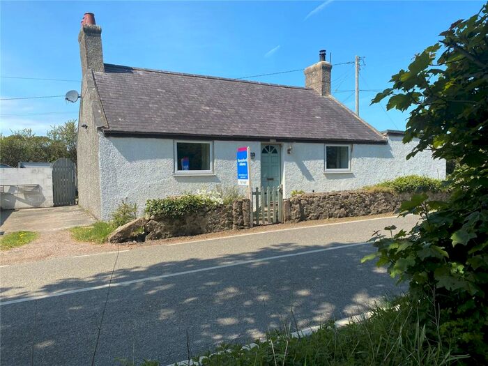 2 Bedroom Bungalow For Sale In Capel Coch, Llangefni, Anglesey, Sir Ynys Mon, LL77