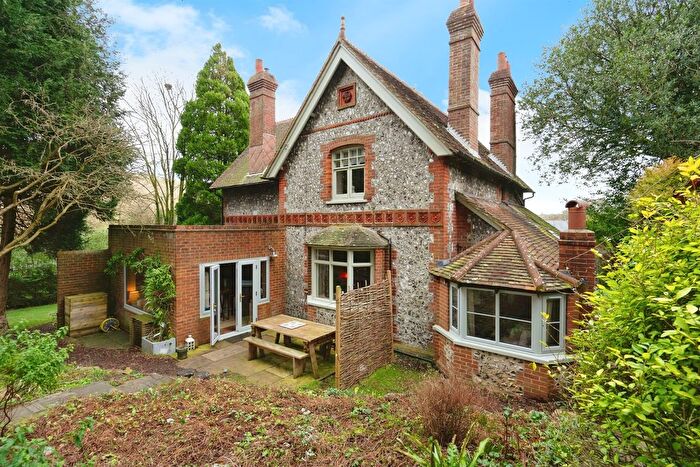 4 Bedroom Detached House For Sale In Brighton Road, Lewes, BN7