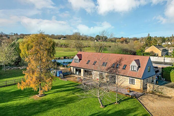 4 Bedroom Detached House To Rent In The Boathouse, Wansford, PE8