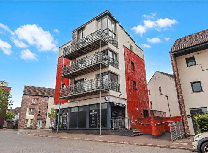 2 Bedroom Apartment / Flats For Sale In Badgers Lane, Lisburn, BT28