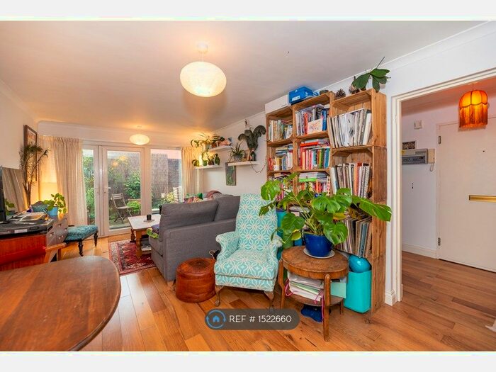 1 Bedroom Flat To Rent In Raynes Park, London, SW20