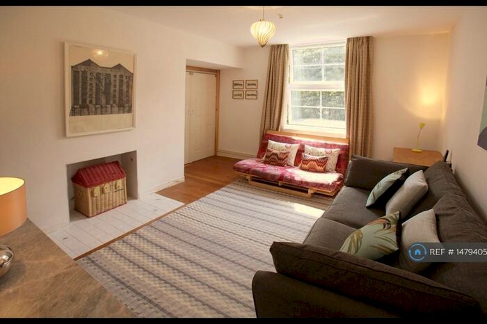 2 Bedroom Flat To Rent In St Katherine's Way, Wapping, E1W