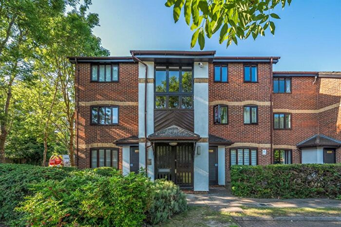 1 Bedroom Apartment To Rent In Pennyroyal Court, Reading, RG1