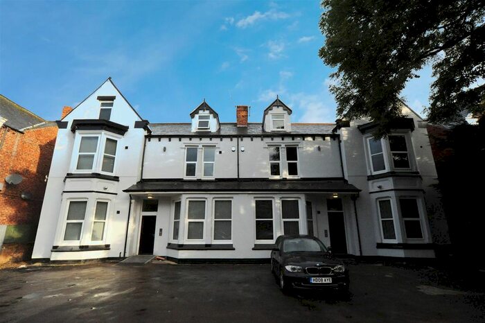 1 Bedroom Flat To Rent In - The Crescent, Middlesbrough, Yorkshire, TS5