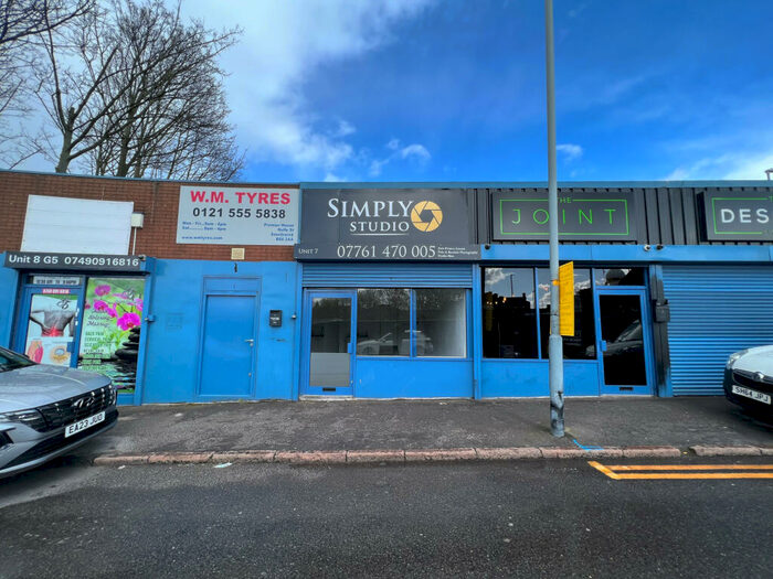 Terraced House To Rent In Rolfe Street, Smethwick, West Midlands, B66