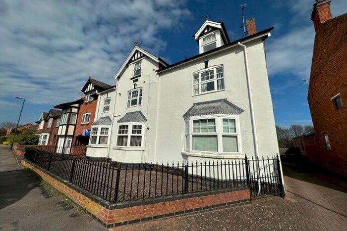 2 Bedroom Flat To Rent In The Limes, Leicestershire, LE7