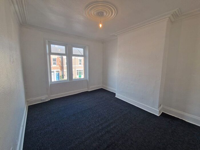 3 Bedroom Flat To Rent In Eastbourne Avenue, Gateshead, NE8