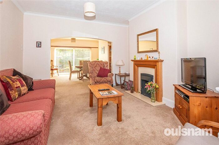 3 Bedroom Semi-Detached House For Sale In Woodlands Park Road, Bournville Village Trust, Kings Norton, Birmingham, B30
