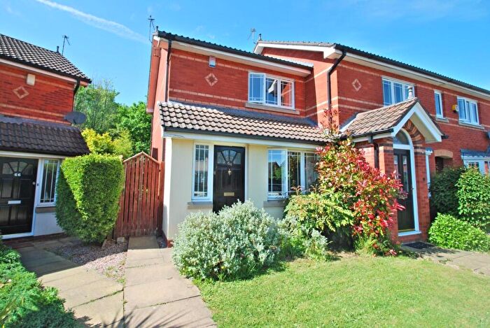 2 Bedroom Mews To Rent In Alveston Drive, Wilmslow, SK9