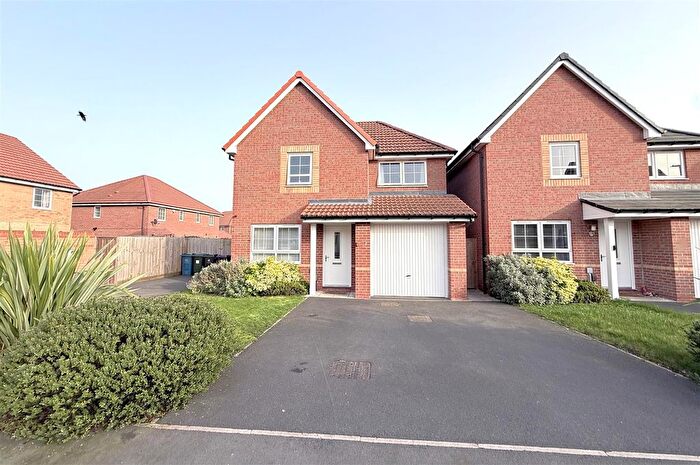 3 Bedroom Detached House For Sale In Squires Grove, Bingham, NG13