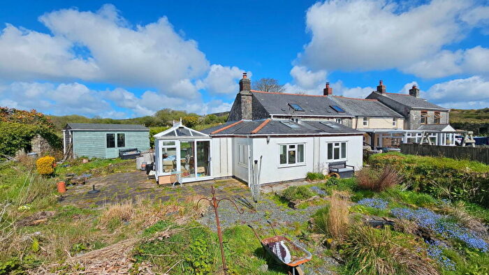 2 Bedroom Cottage For Sale In High Street, St. Austell, PL26