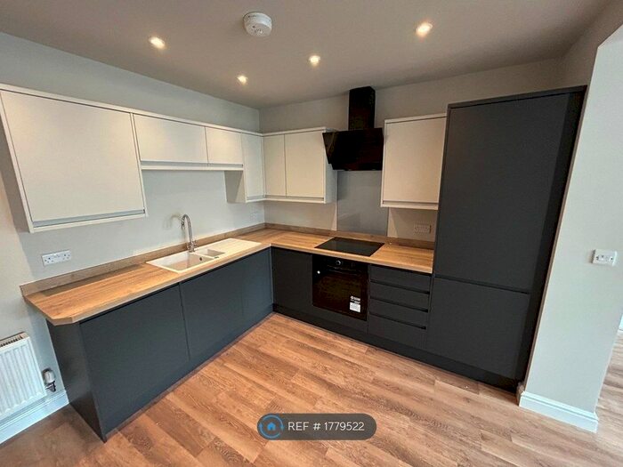 1 Bedroom Flat To Rent In Third Avenue, Oldfield Park, Bath, BA2