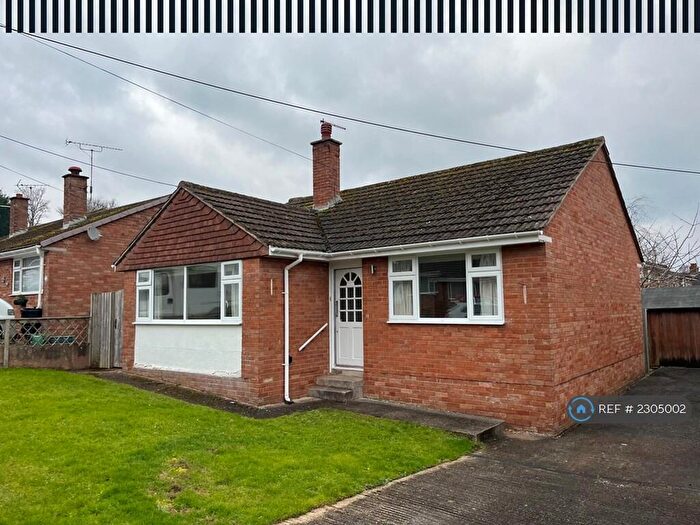 2 Bedroom Bungalow To Rent In Waresfoot Drive, Crediton, EX17