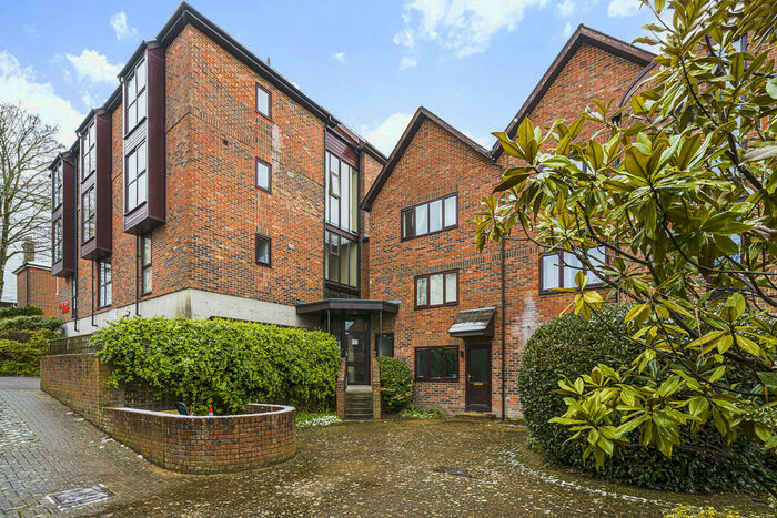 Studio To Rent In Staple Gardens, Winchester, SO23