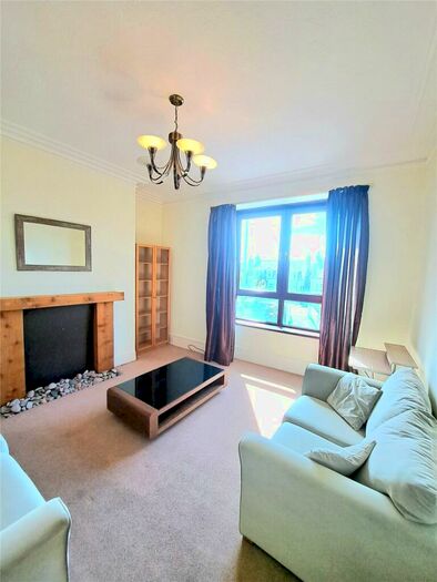 1 Bedroom Flat To Rent In Elmbank Terrace, City Centre, Aberdeen, AB24