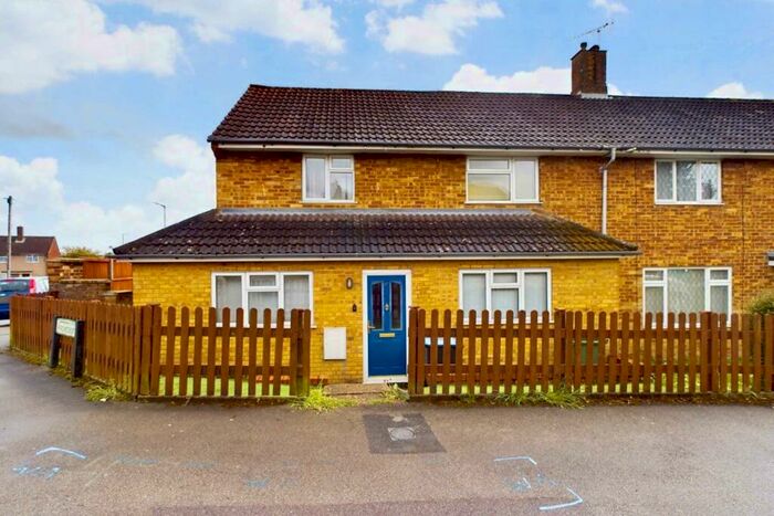 2 Bedroom Maisonette To Rent In Rowcroft, Hemel Hempstead, Unfurnished, Available Now, HP1