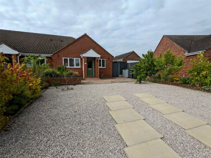 2 Bedroom Bungalow To Rent In Orchard Close, Great Hale, Sleaford, NG34