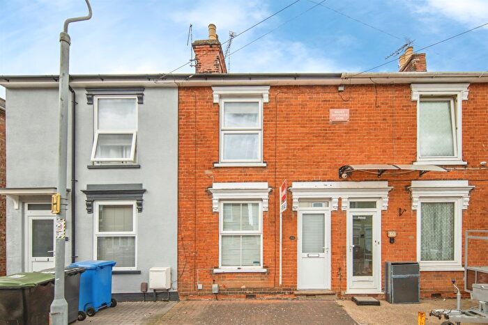 3 Bedroom Terraced House For Sale In Orwell Road, Ipswich, IP3