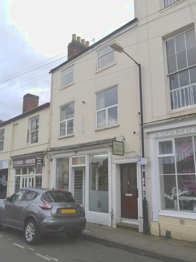 3 Bedroom Flat To Rent In Gloucester Street, Leamington Spa, CV31