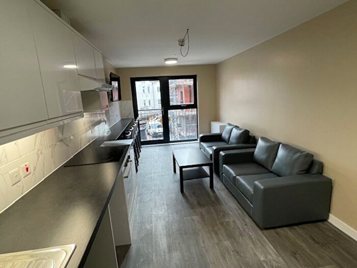 6 Bedroom Flat To Rent In Hepburn Road, Bristol, BS2