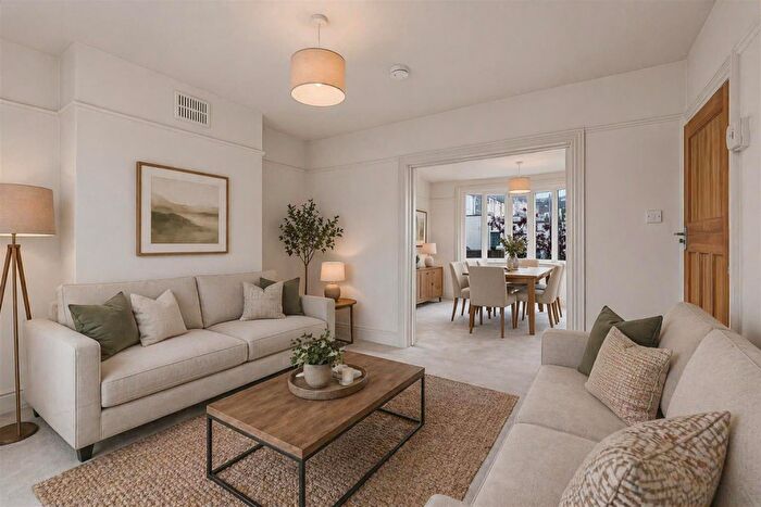 4 Bedroom House For Sale In Dale Road, Plymouth, PL4