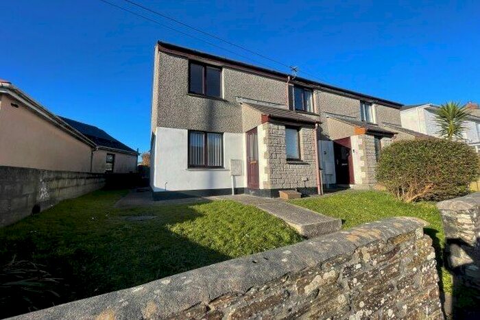 2 Bedroom Property To Rent In Bullers Terrace, Redruth, TR15