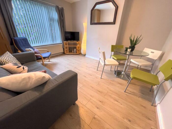 4 Bedroom Terraced House To Rent In Claremont Road, L15