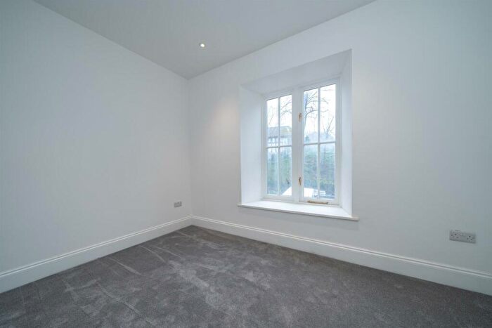 2 Bedroom Apartment To Rent In Quadrant House, Quadrant Mews, Buxton, SK17