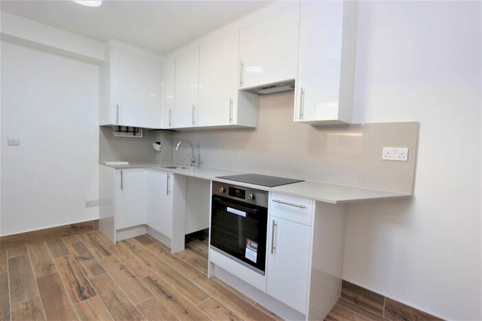 Property To Rent In Hertford Road, Enfield, EN3