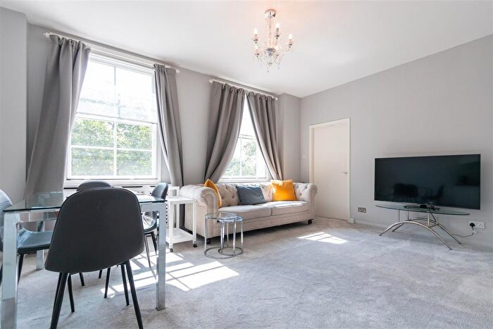 1 Bedroom Flat To Rent In Avenfield House, Park Lane, Mayfair, W1K