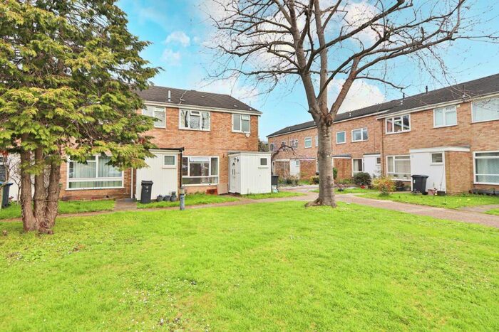 3 Bedroom Terraced House To Rent In Newborough Green, New Malden, KT3