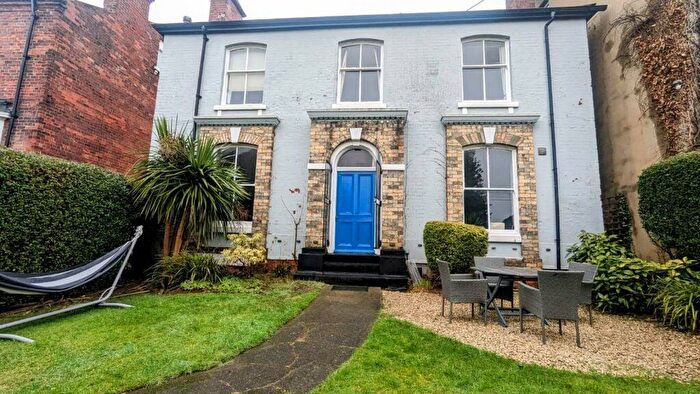 4 Bedroom Detached House To Rent In Victoria Road, Leeds, LS6