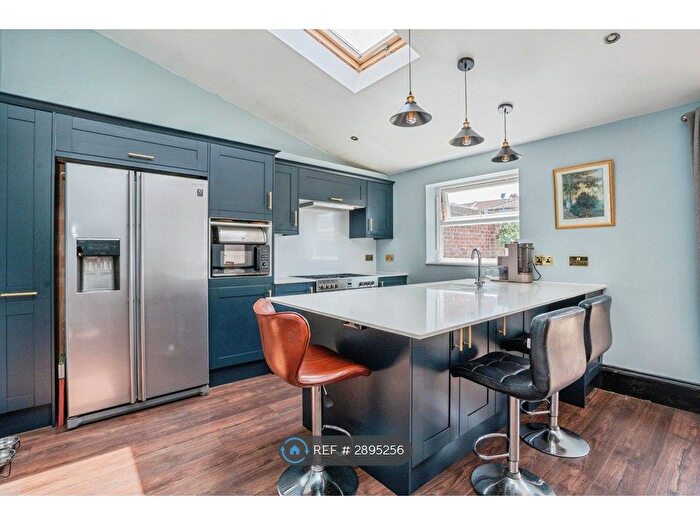 4 Bedroom Semi-detached House To Rent In Stubbington Avenue, Portsmouth, PO2