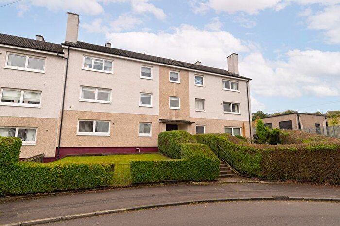 3 Bedroom Flat For Sale In Cavin Drive, Castlemilk, G45