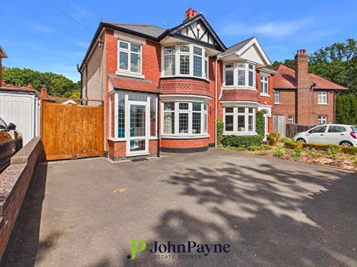3 Bedroom Semi-Detached House For Sale In Broad Lane, Coventry, West Midlands, CV5