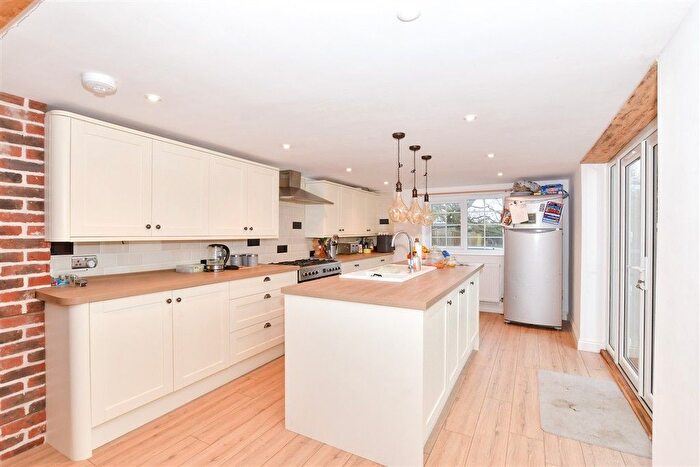 4 Bedroom Semi-Detached House For Sale In Biddenden Road, St. Michaels, Tenterden, Kent, TN30