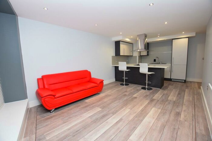1 Bedroom Apartment To Rent In St Anns Square, City Centre, Manchester, M2